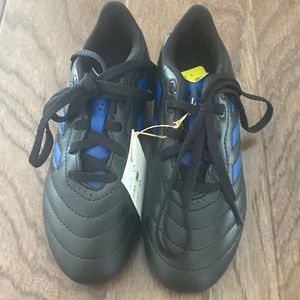 Adidas Youth Goletto VIII soccer cleats.  Brand new.